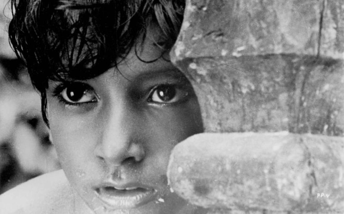 مشاهدة فيلم Pather Panchali 1995 مترجم كامل HD