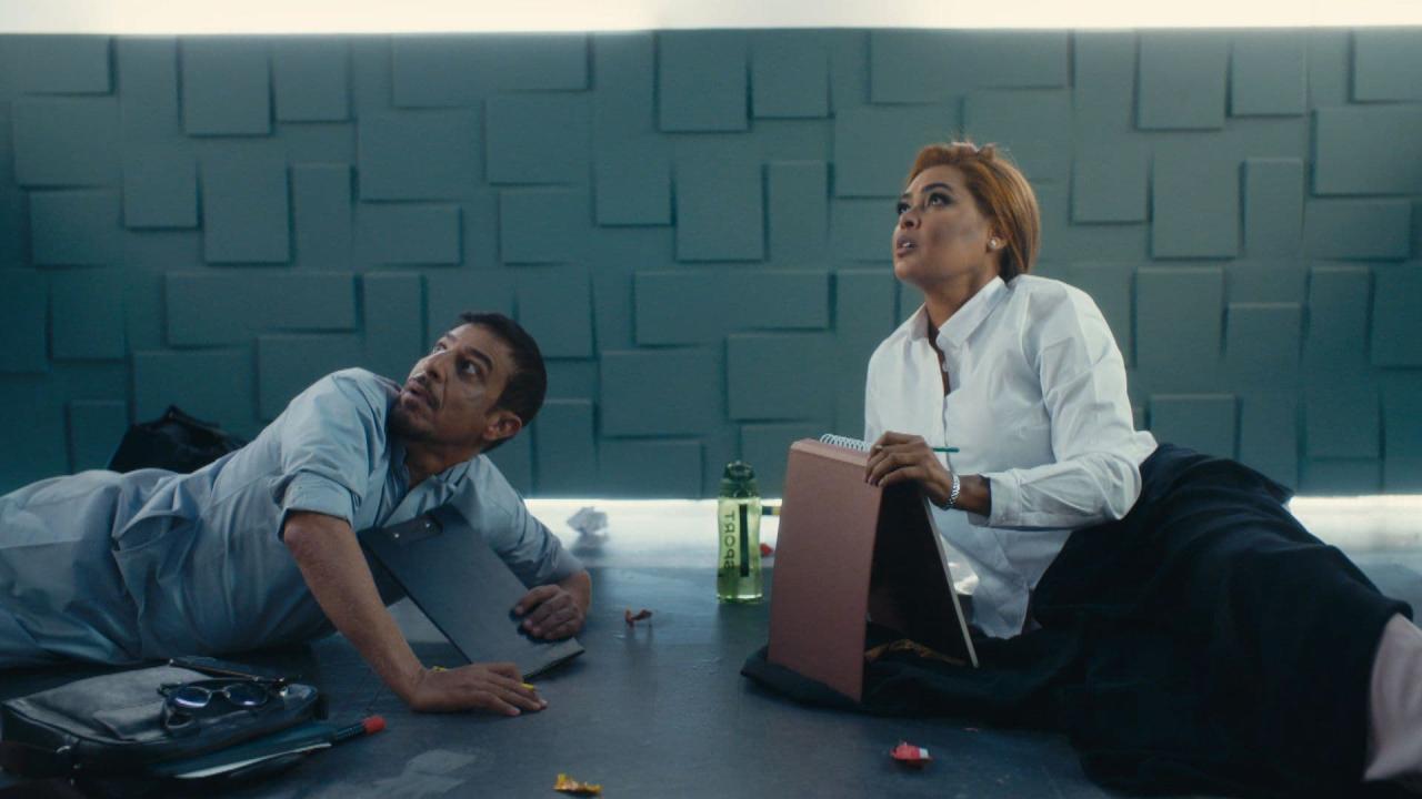 مشاهدة مسلسل خارج السيطرة الحلقة 1 الاولي HD